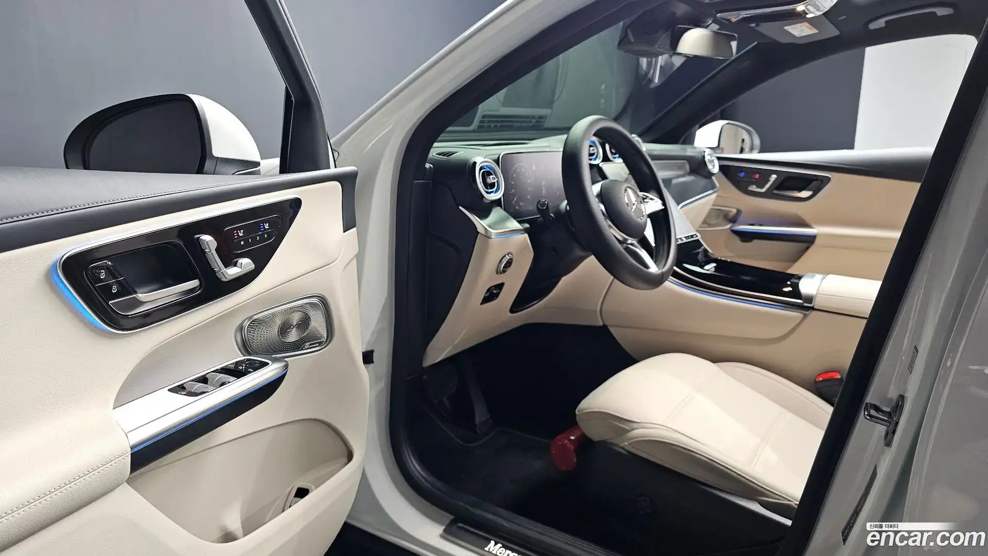GLC-Class Mercedes-Benz 2026.2-INNER-010