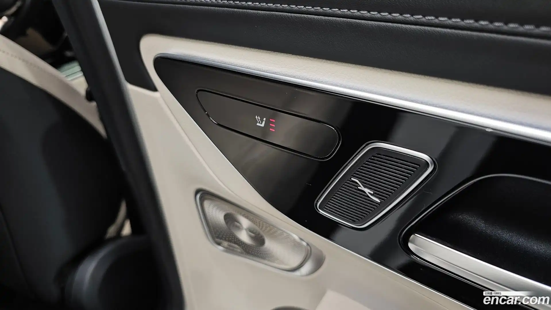 GLC-Class Mercedes-Benz 2026.2-OPTION-023
