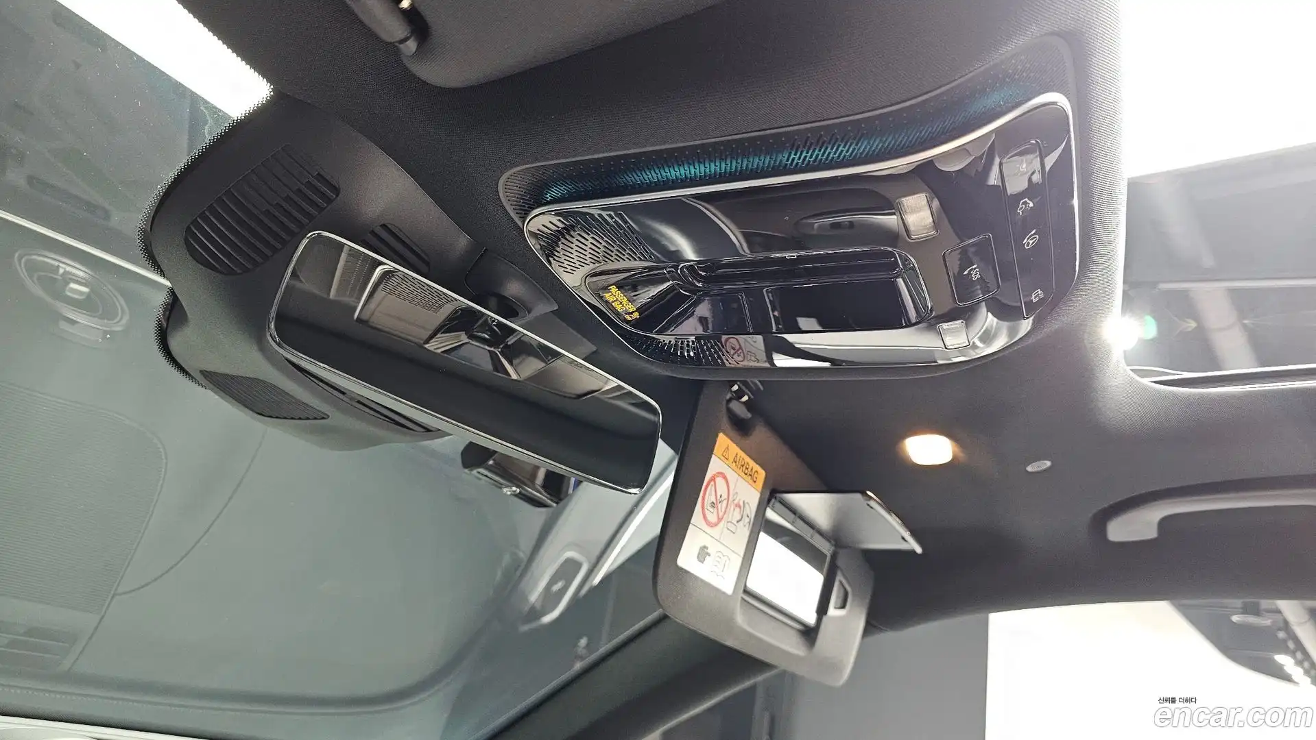 GLC-Class Mercedes-Benz 2026.2-OPTION-040