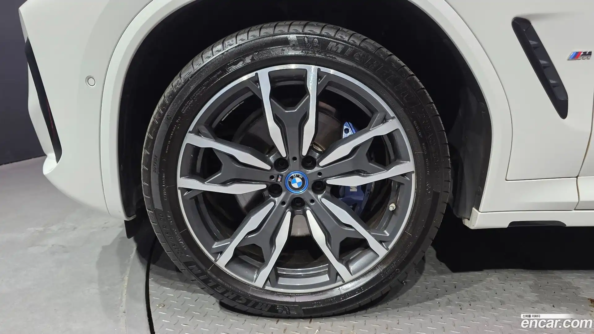 X3 BMW 2023.4-OUTER-005