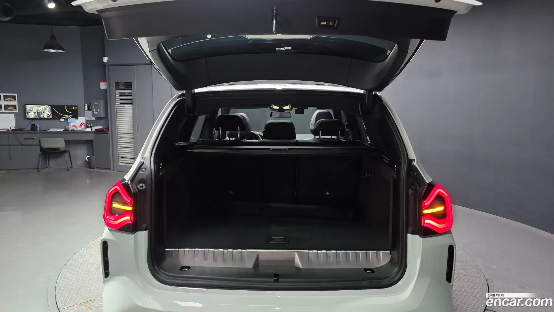 X3 BMW 2023.4-OPTION-024