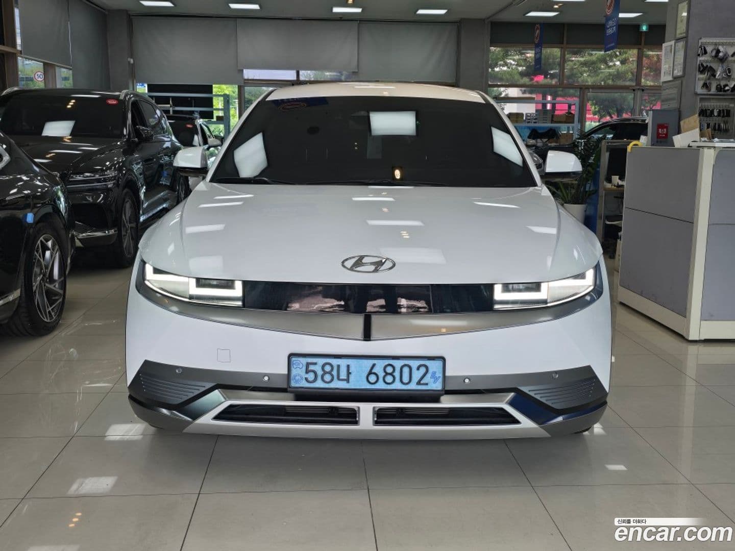 Main__Slider__Photo:Ioniq5 Hyundai 2022.3-0