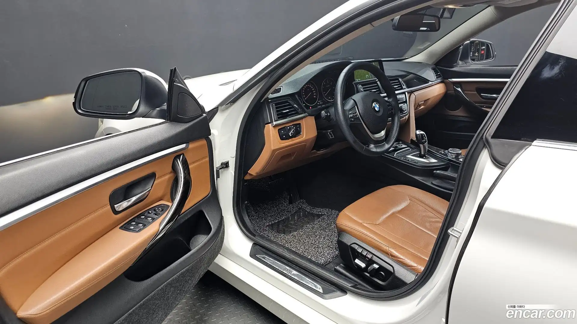 4-Series BMW 2015.8-INNER-010