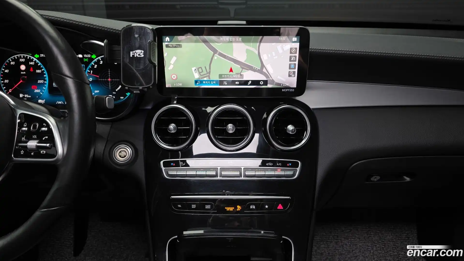 GLC-Class Mercedes-Benz 2021.4-OPTION-018