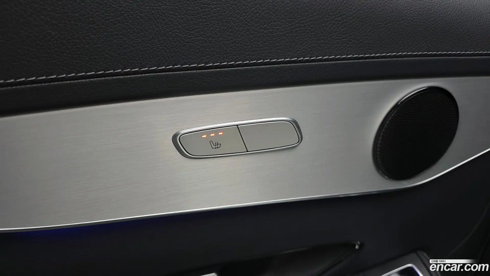 GLC-Class Mercedes-Benz 2021.4-OPTION-022