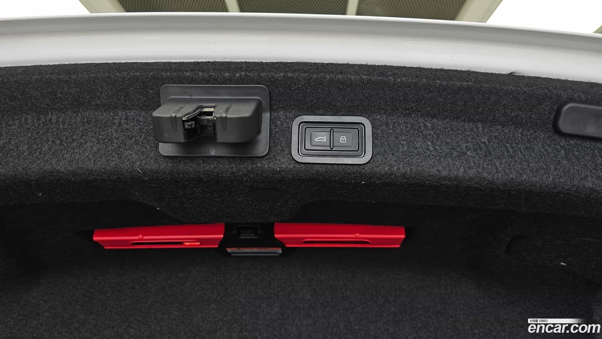 A6 Audi 2020.4-OPTION-045
