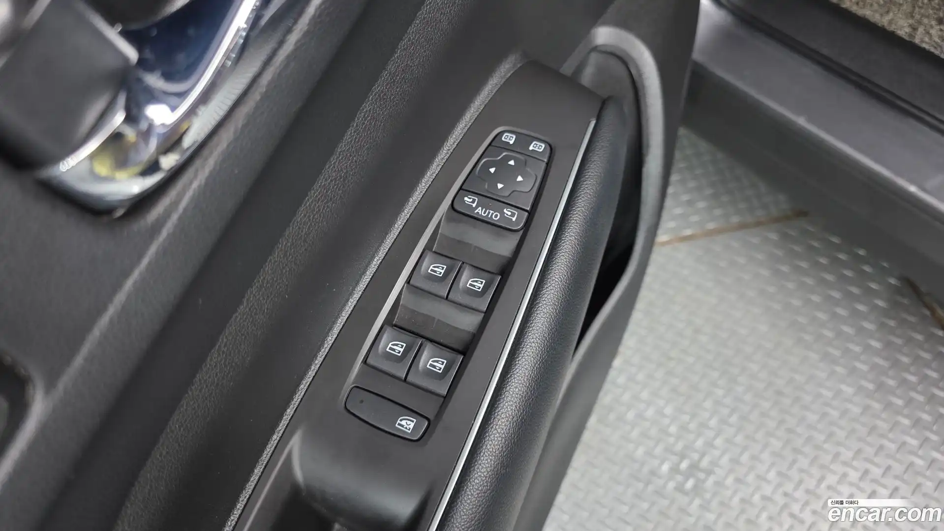 QM6 Renault Korea 2022.3-OPTION-015
