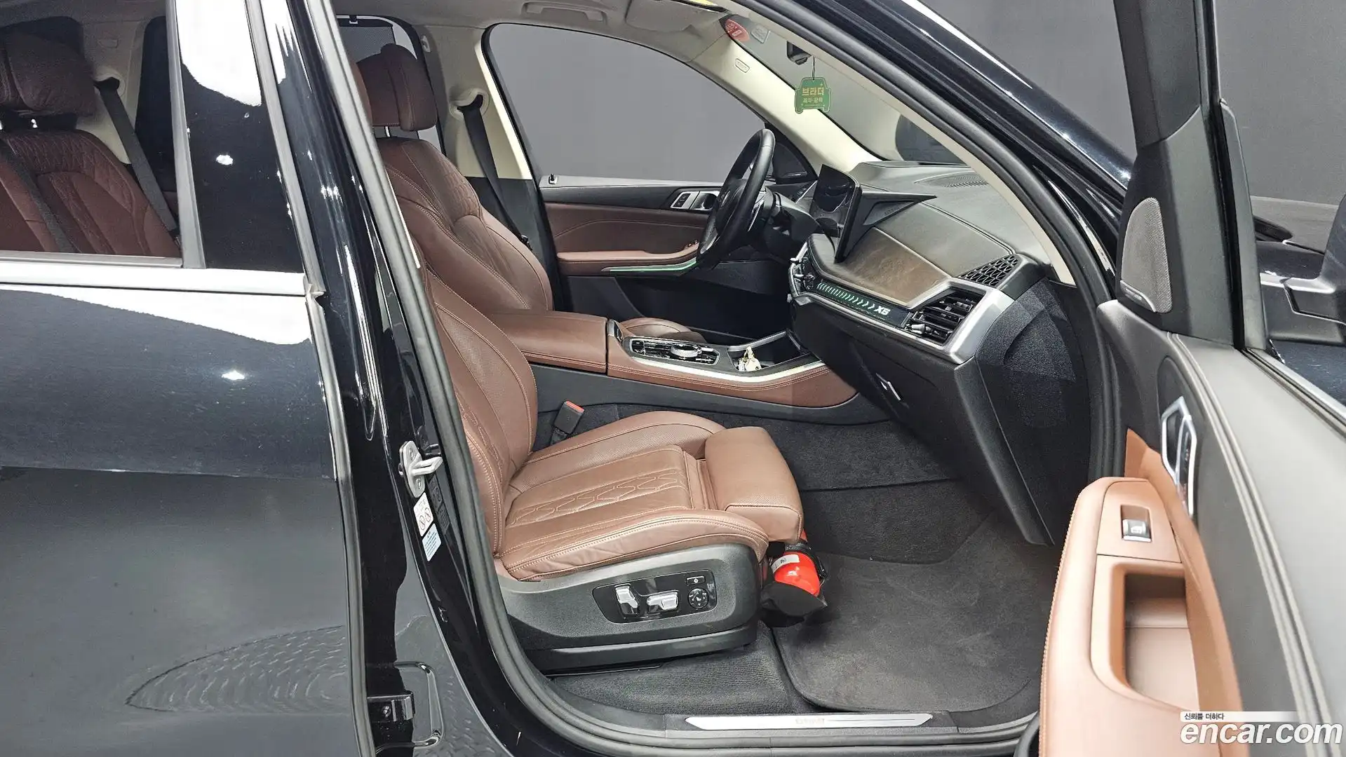 X5 BMW 2024.0-INNER-036