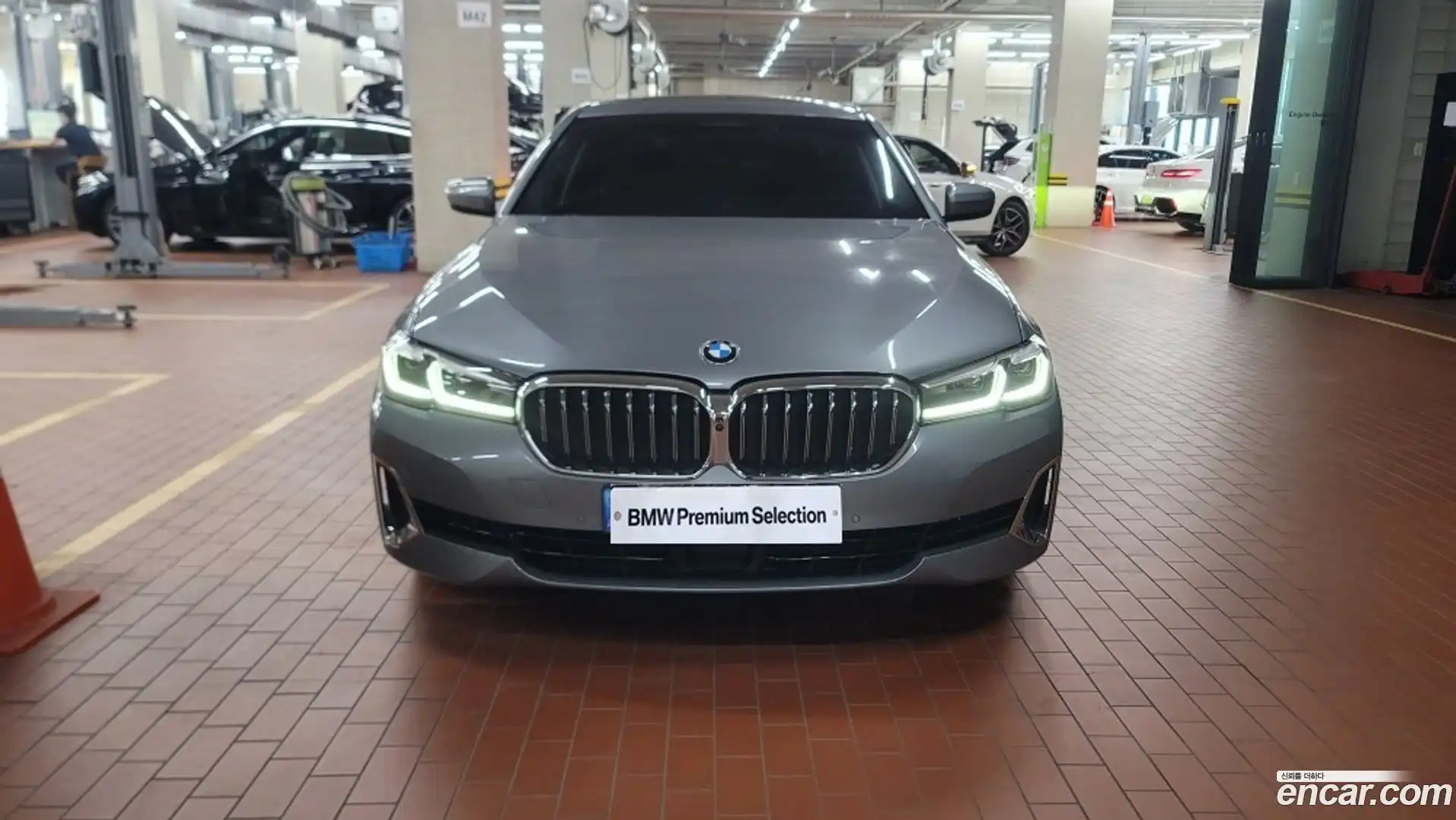 5-Series BMW 2023.2-OUTER-003