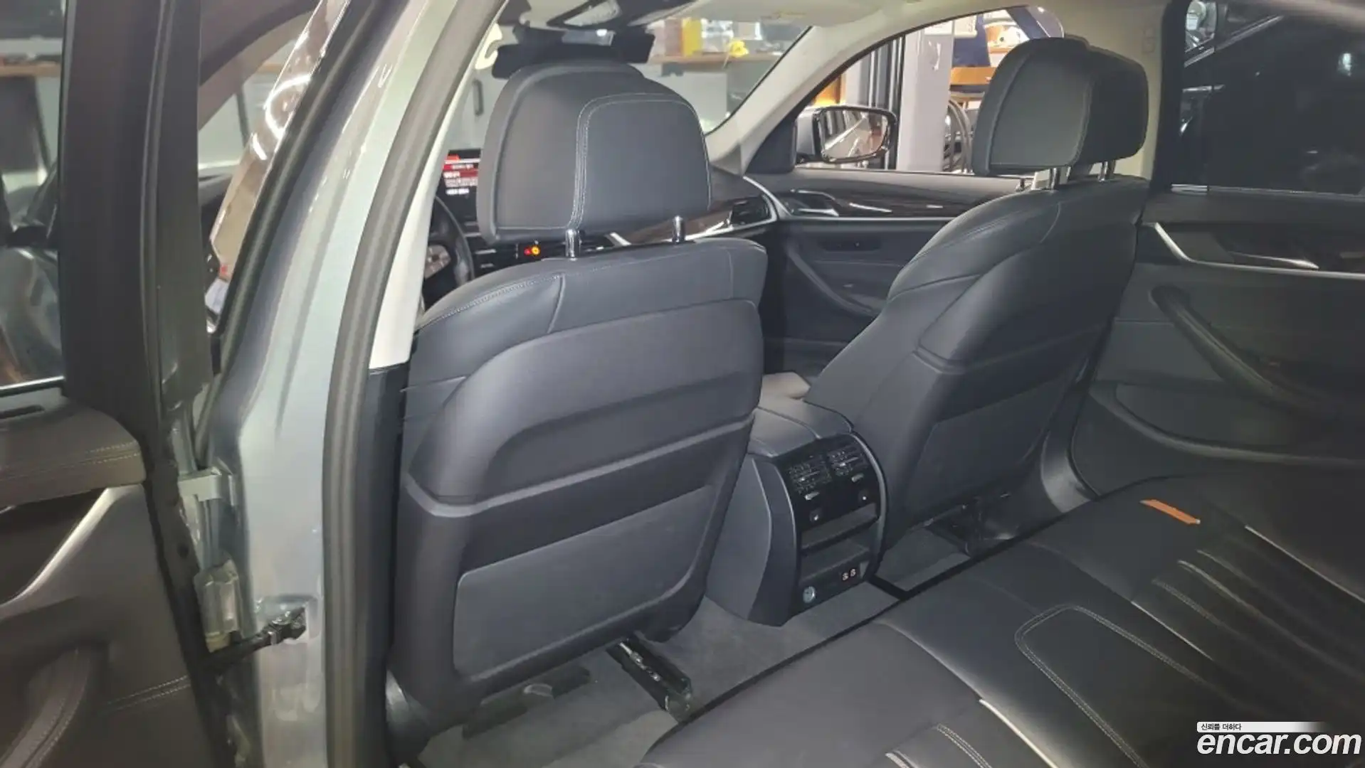 5-Series BMW 2023.2-INNER-010