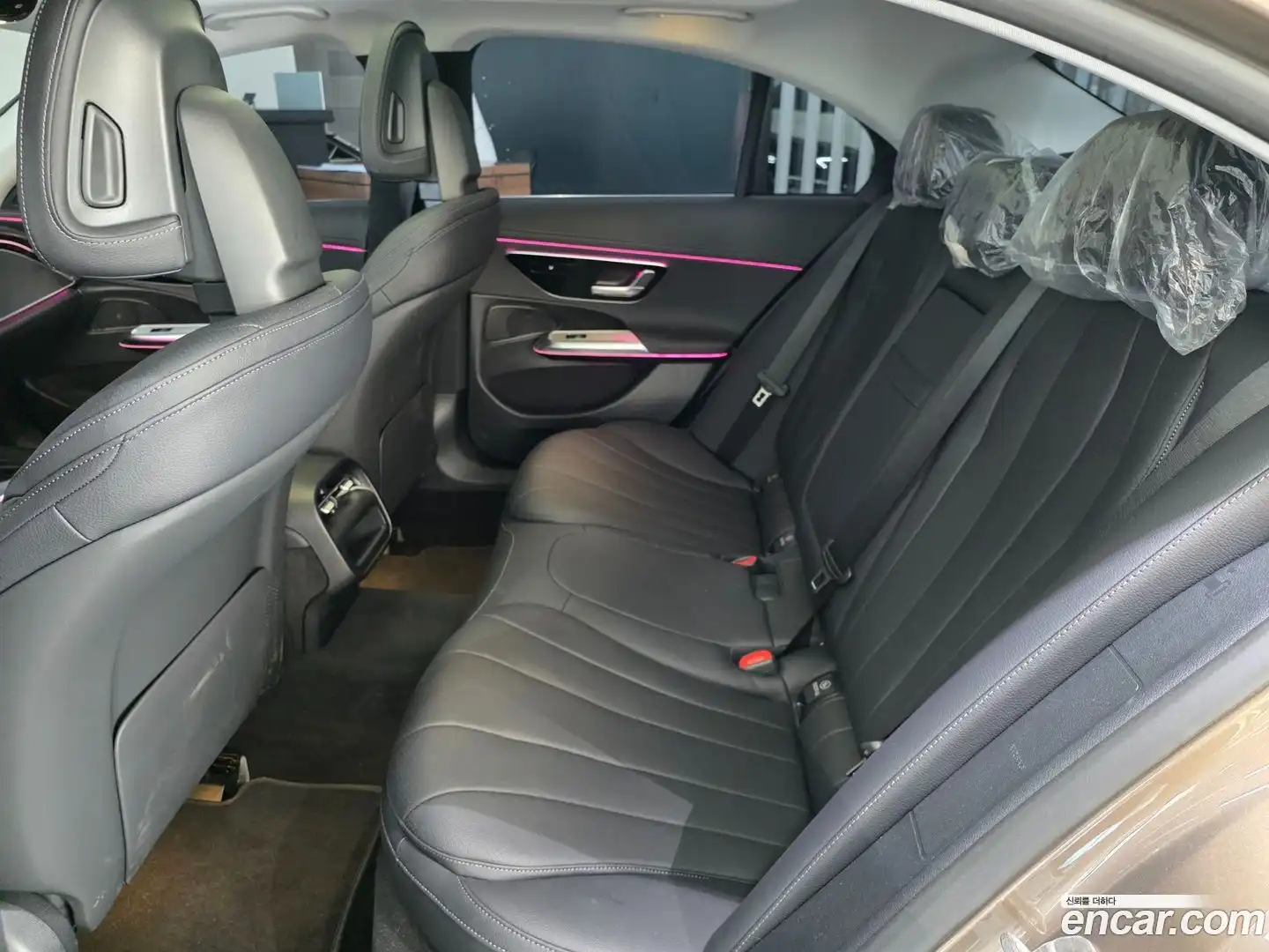 E-Class Mercedes-Benz 2025.4-OPTION-015