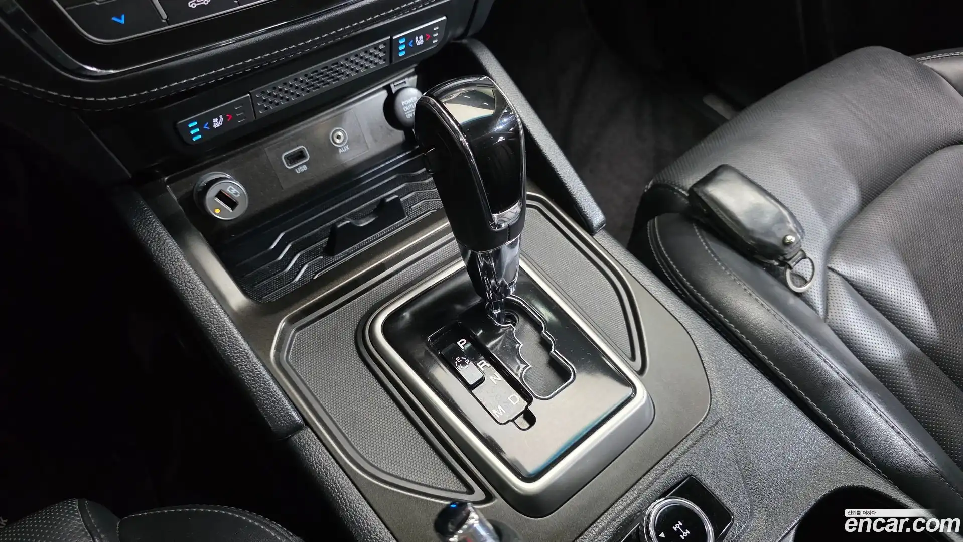 Rexton KG Mobility 2018.5-INNER-009