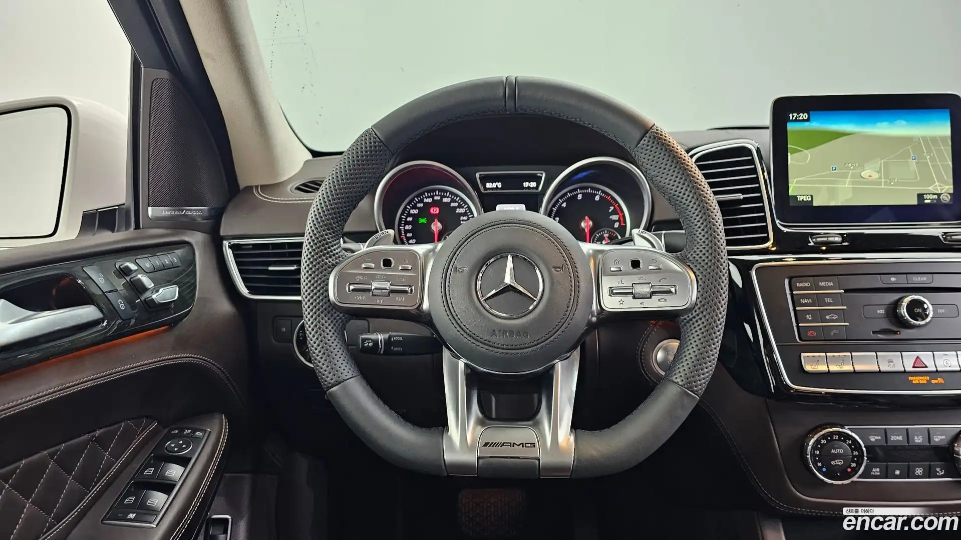 GLS-Class Mercedes-Benz 2017.9-OPTION-017