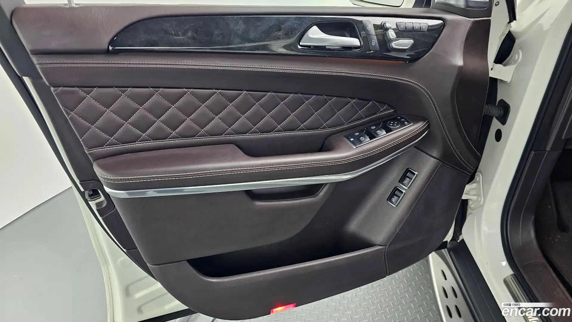 GLS-Class Mercedes-Benz 2017.9-INNER-034