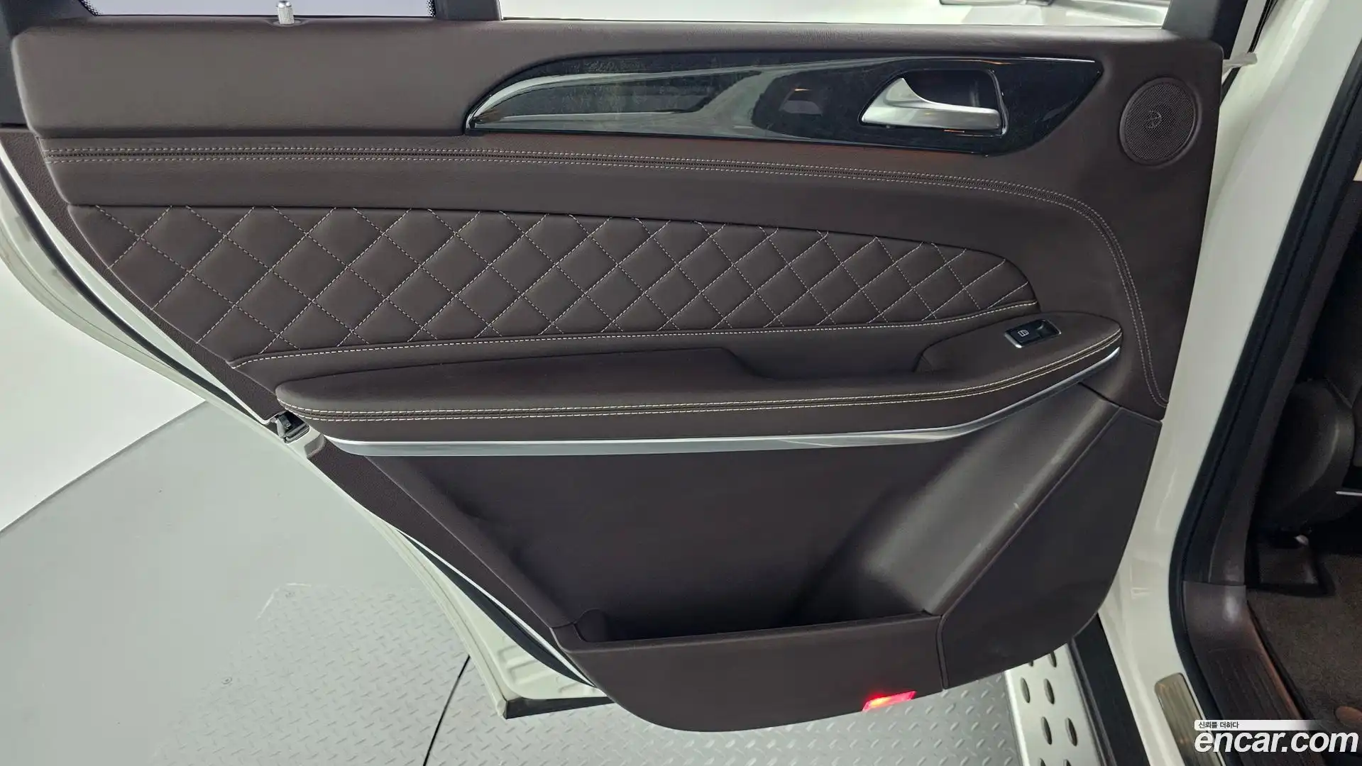 GLS-Class Mercedes-Benz 2017.9-INNER-035