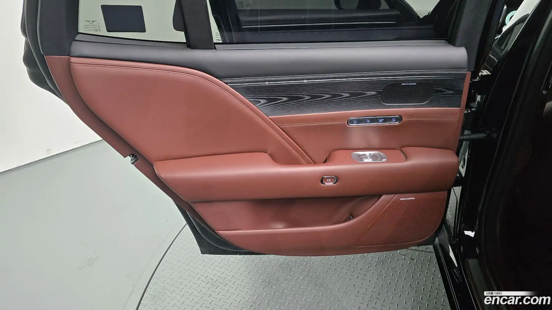 G90 Genesis 2022.4-INNER-035