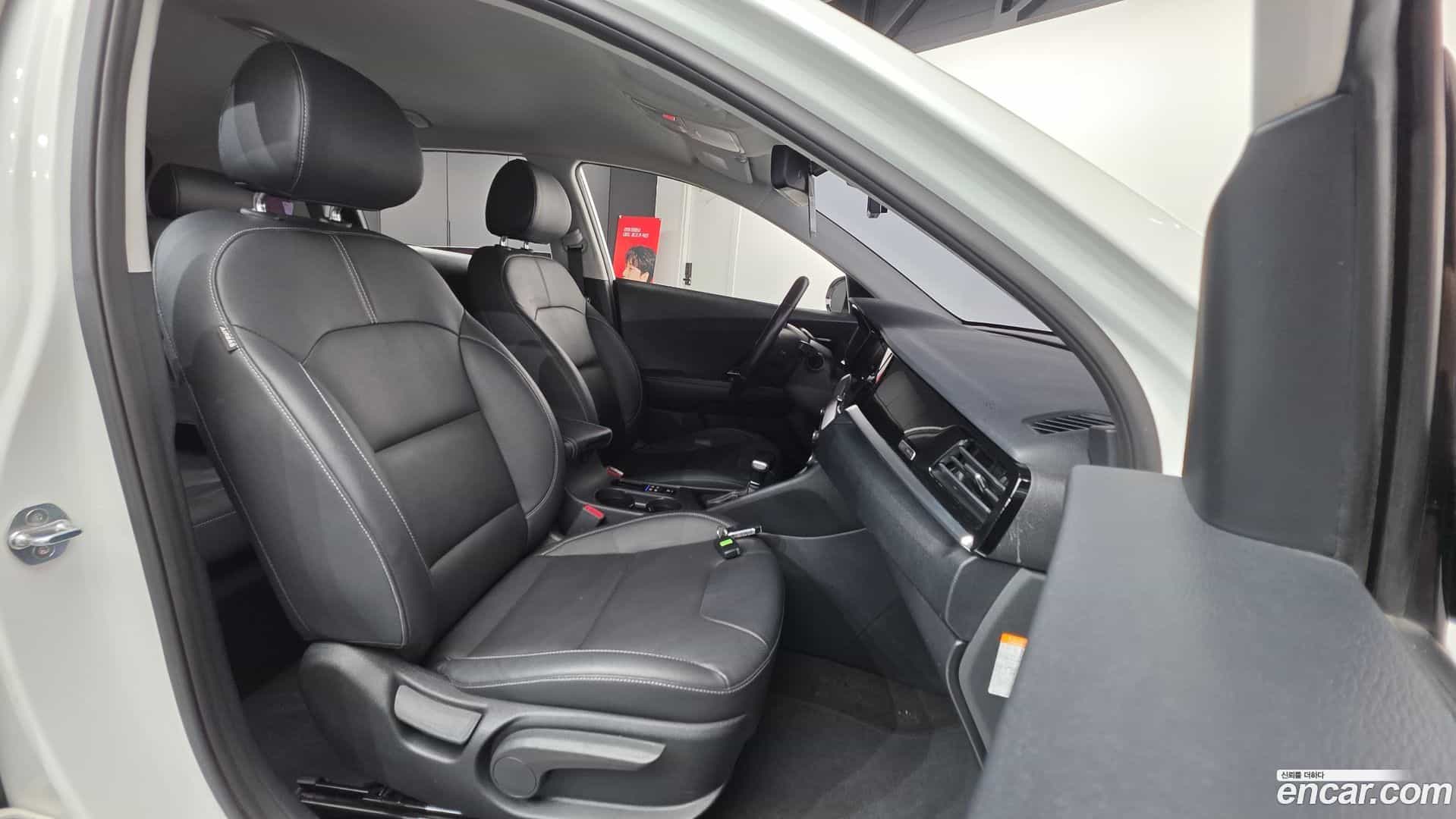 Niro Kia 2020.4-INNER-010