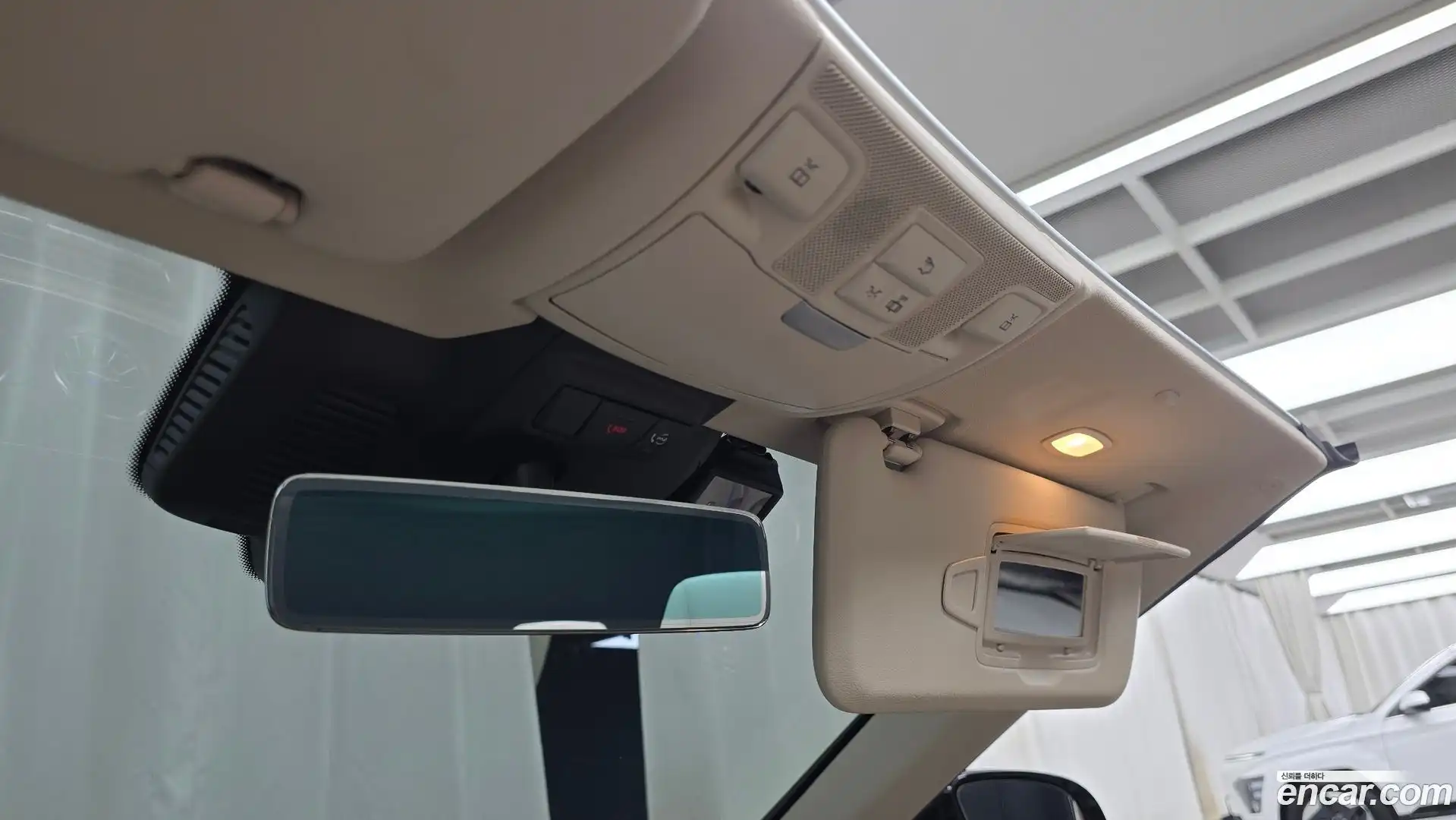 E-Class Mercedes-Benz 2021.3-OPTION-021