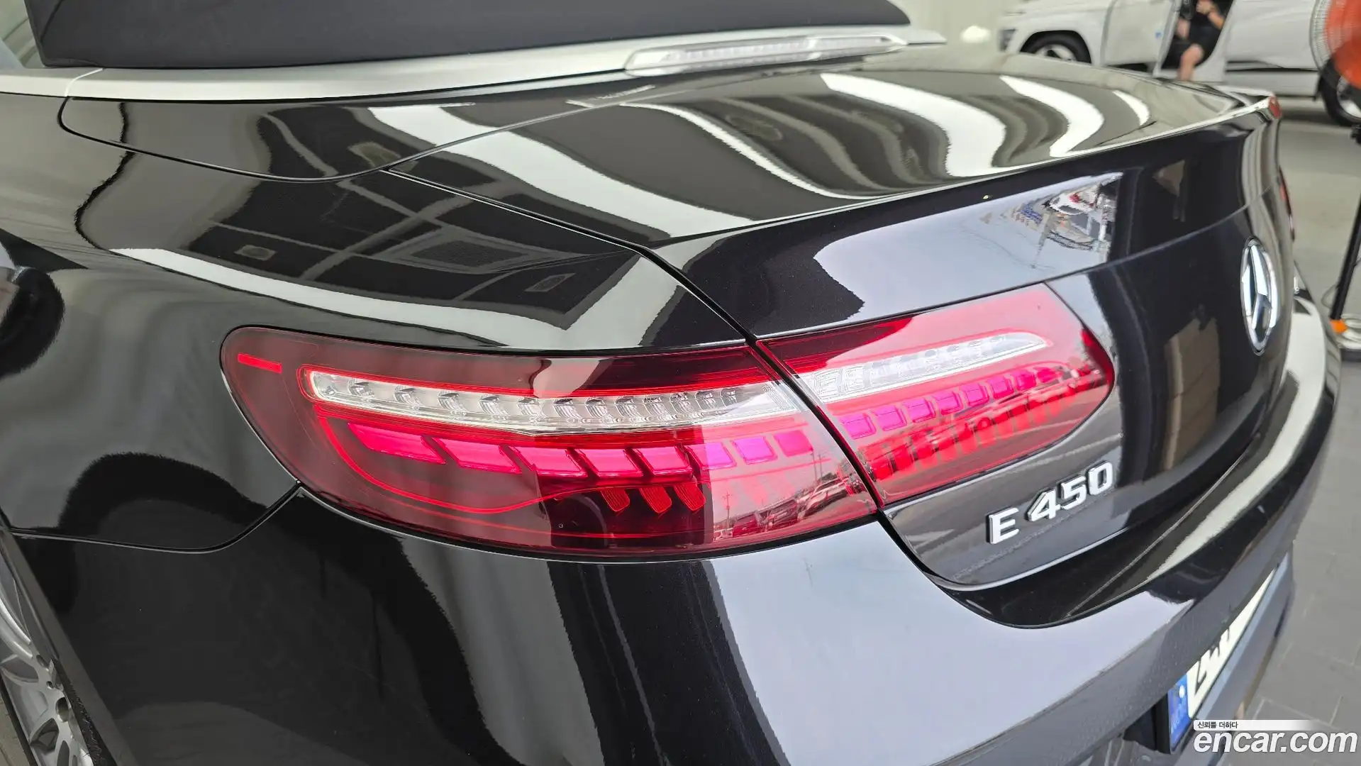 E-Class Mercedes-Benz 2021.3-OUTER-033