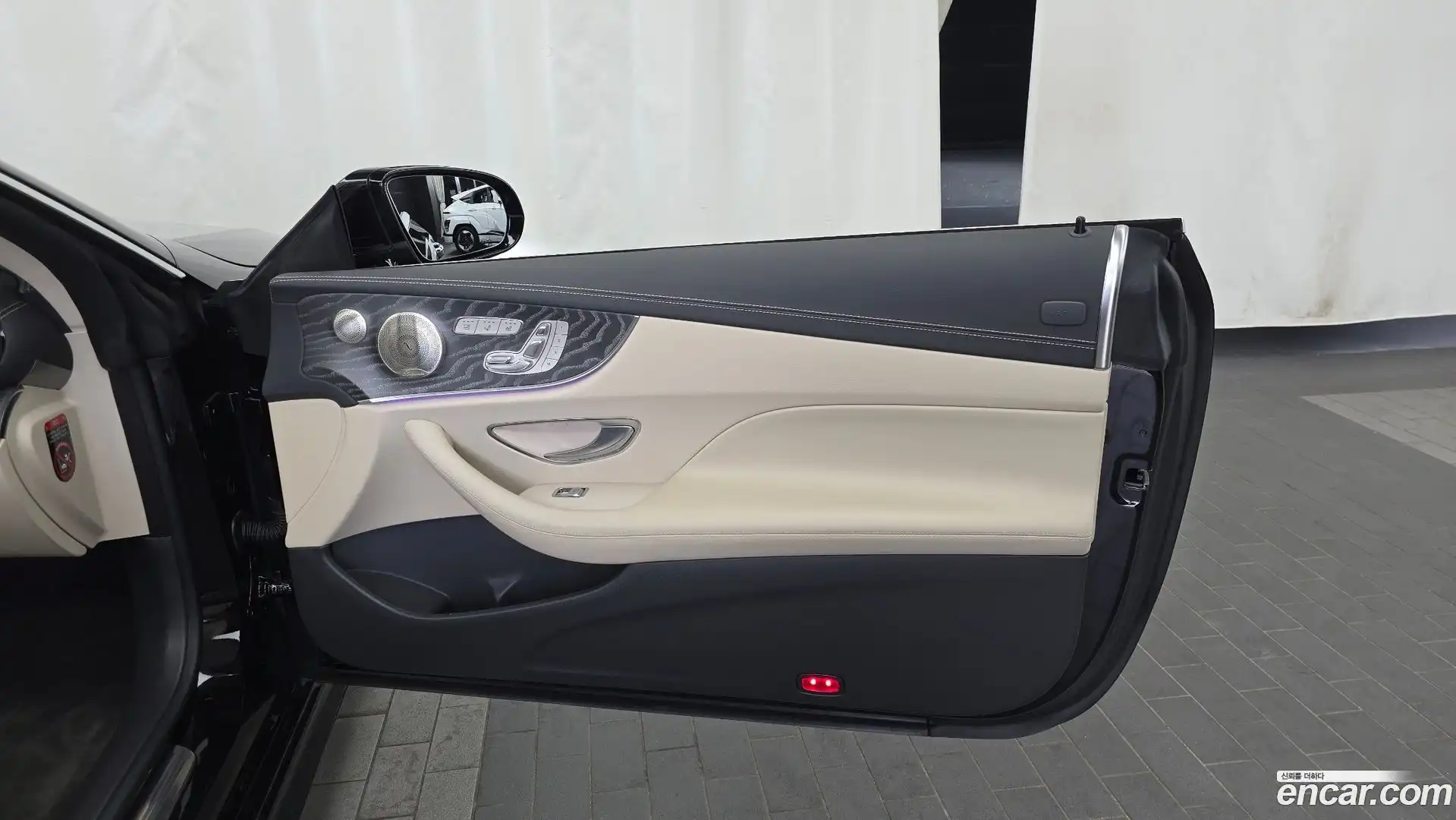 E-Class Mercedes-Benz 2021.3-INNER-035