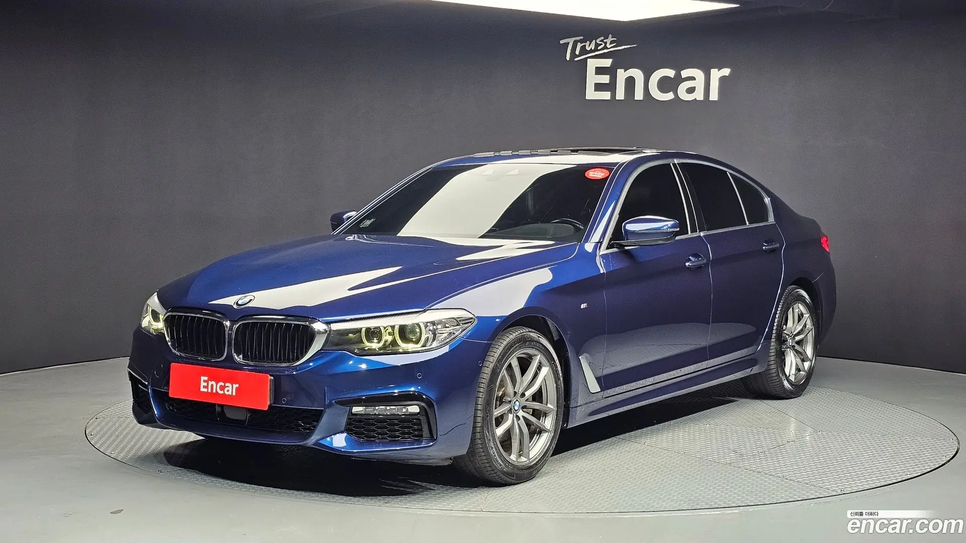 Main__Slider__Photo:5-Series BMW 2017.11-0