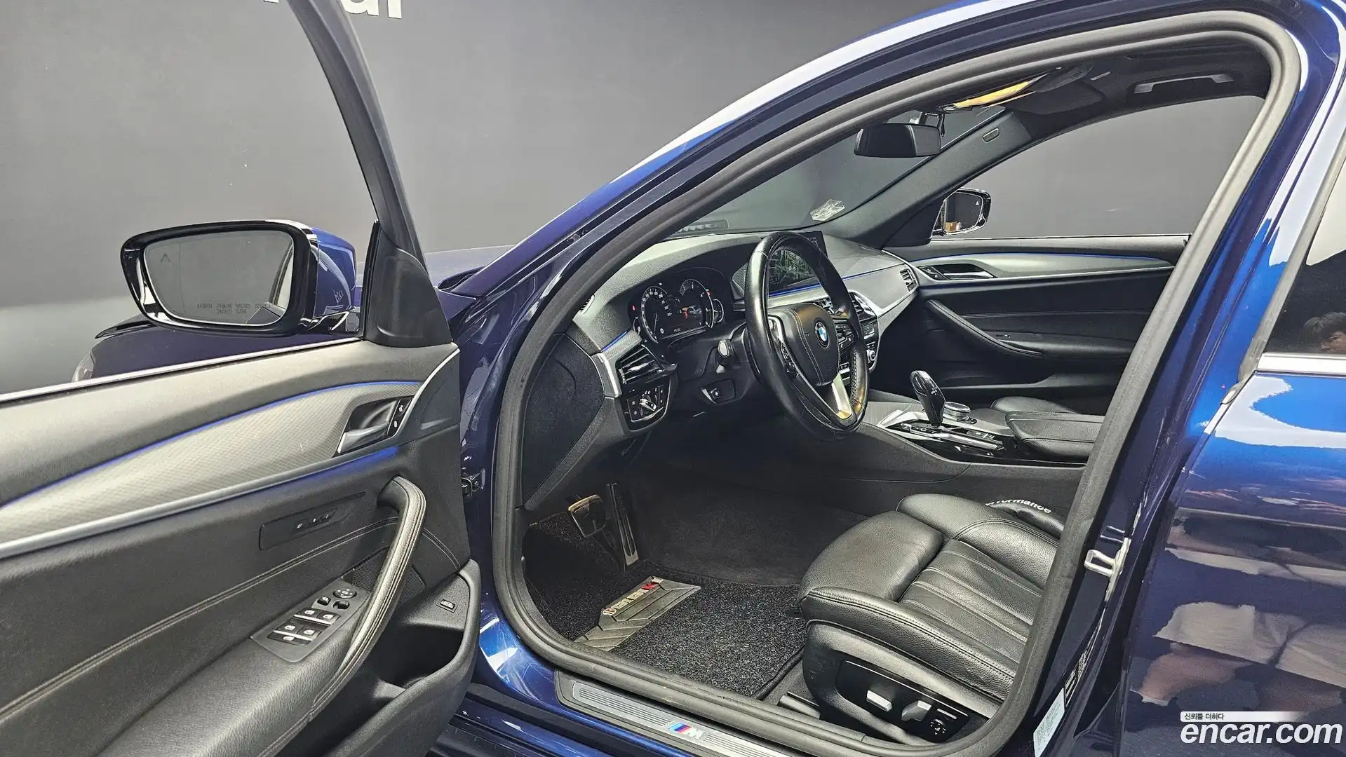 5-Series BMW 2017.11-INNER-010