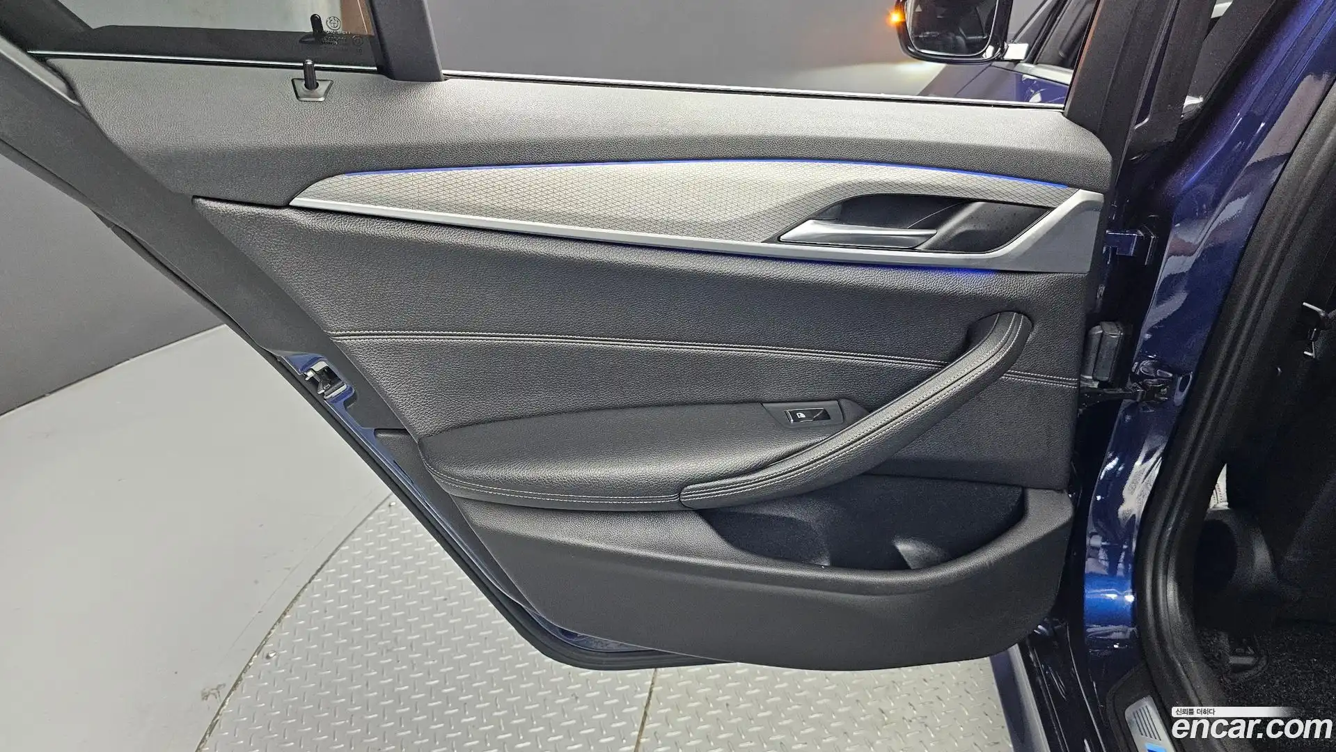 5-Series BMW 2017.11-INNER-035
