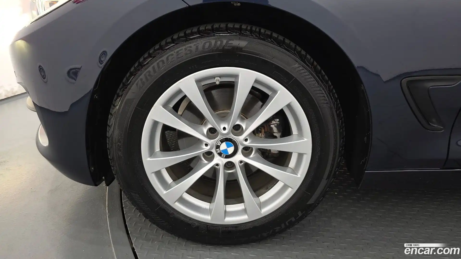 Gran Turismo BMW 2017.11-OUTER-005