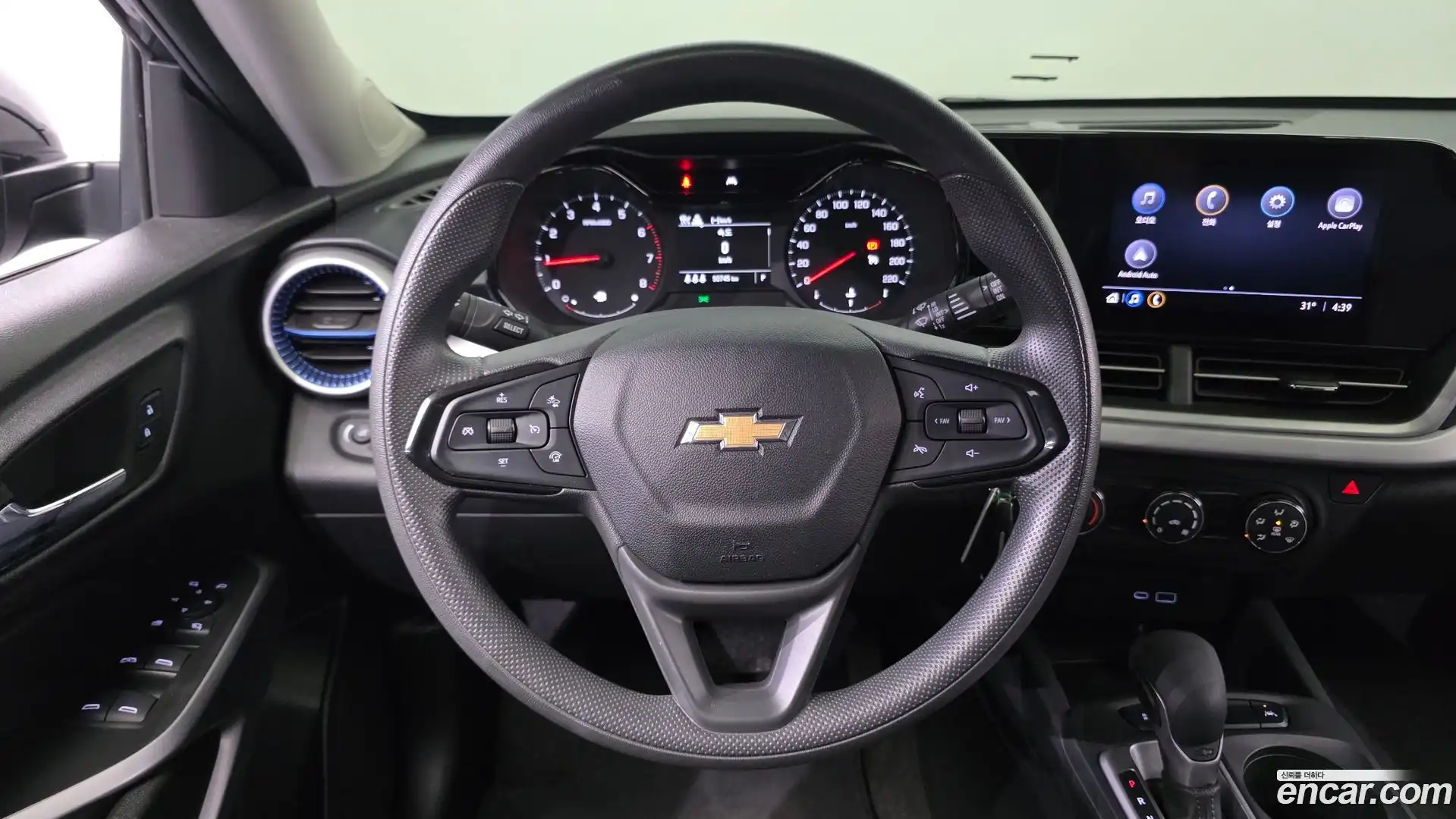 Trax Chevrolet 2023.4-OPTION-019
