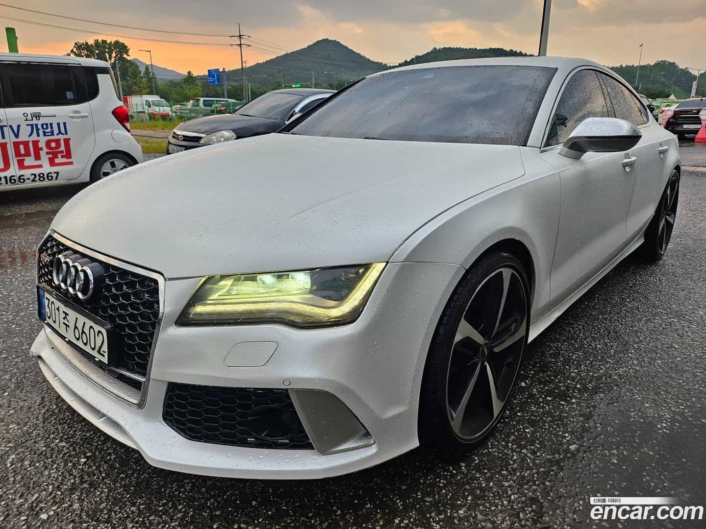 S7 Audi 2012.10-OUTER-001