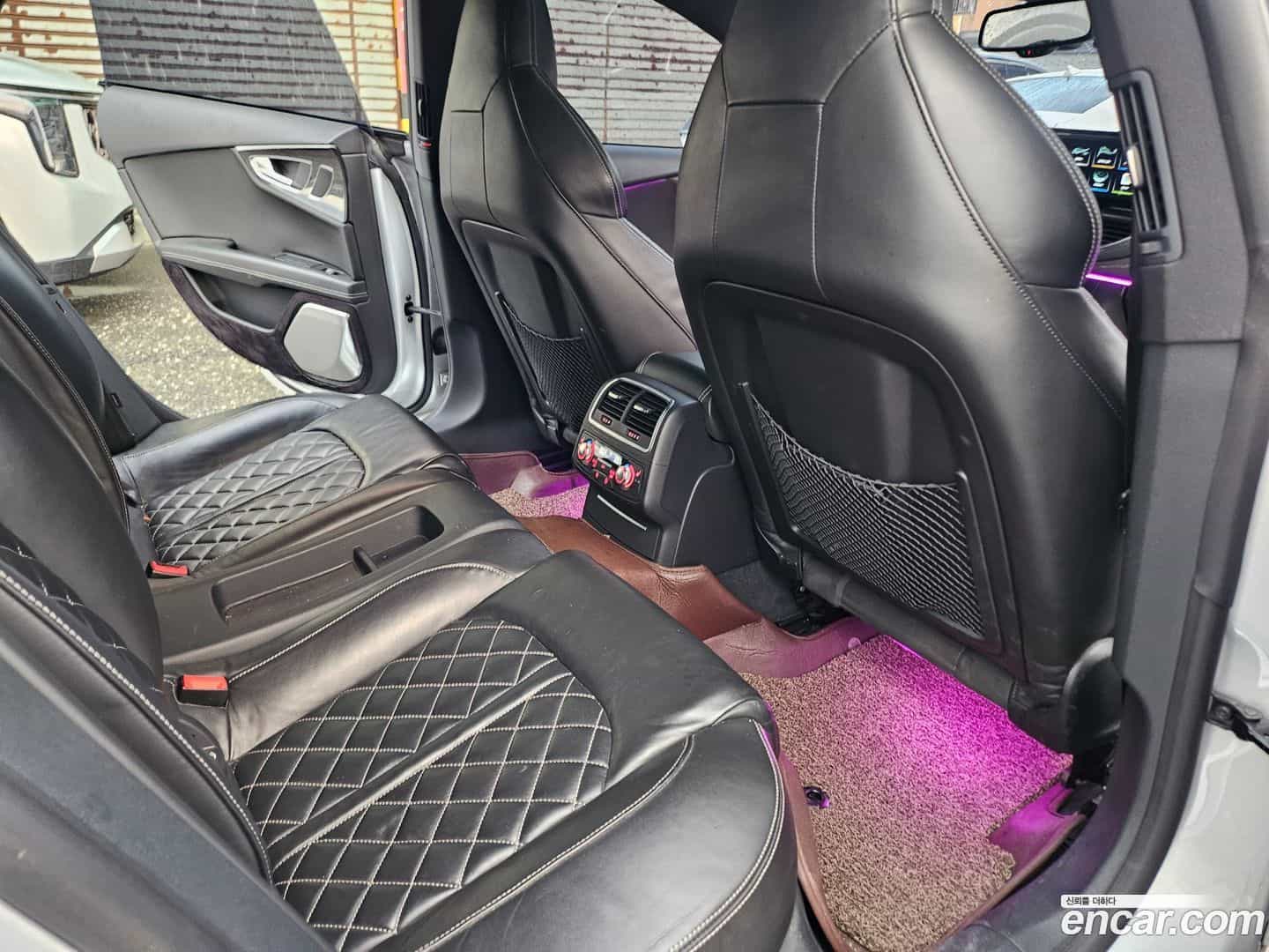 S7 Audi 2012.10-INNER-009