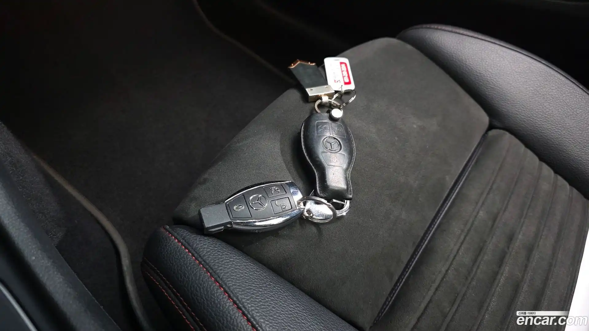 CLA-Class Mercedes-Benz 2017.5-OPTION-021