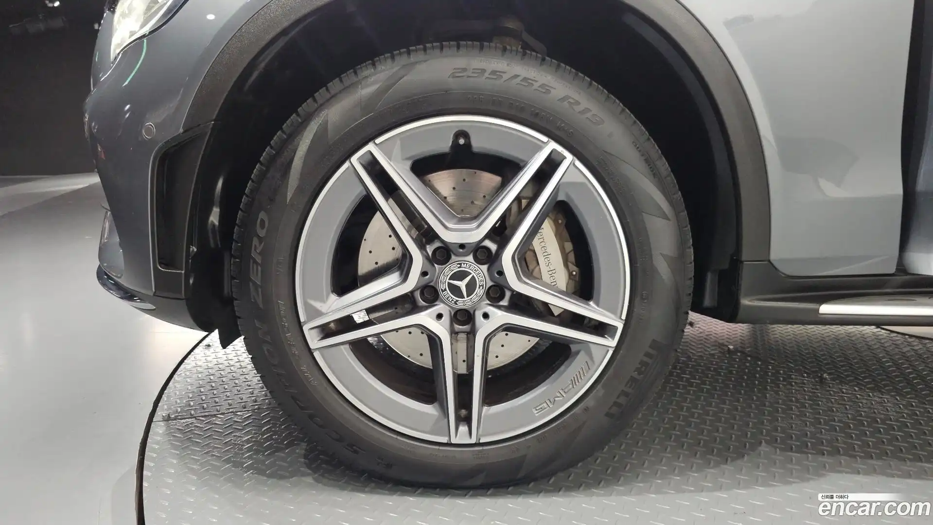 GLC-Class Mercedes-Benz 2021.11-OUTER-005