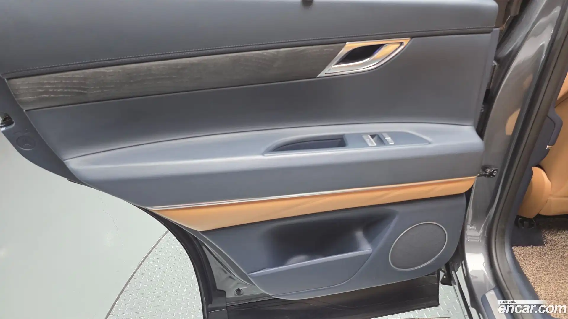 GV80 Genesis 2022.2-INNER-035