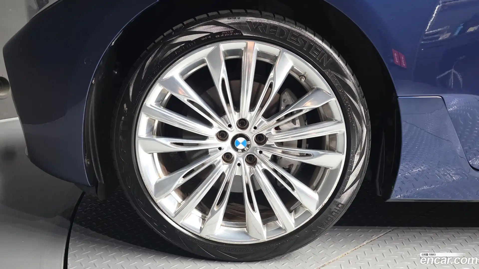 Gran Turismo BMW 2019.0-OUTER-005