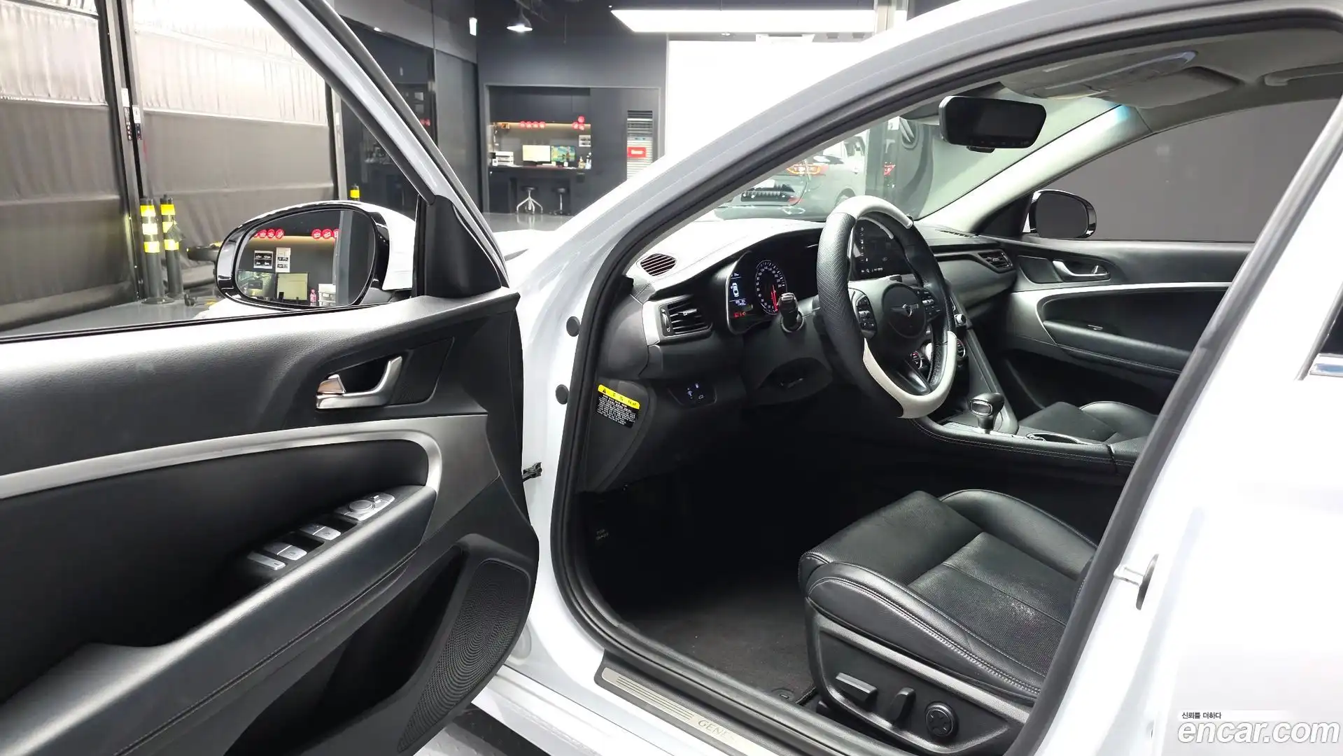G70 Genesis 2018.6-INNER-010