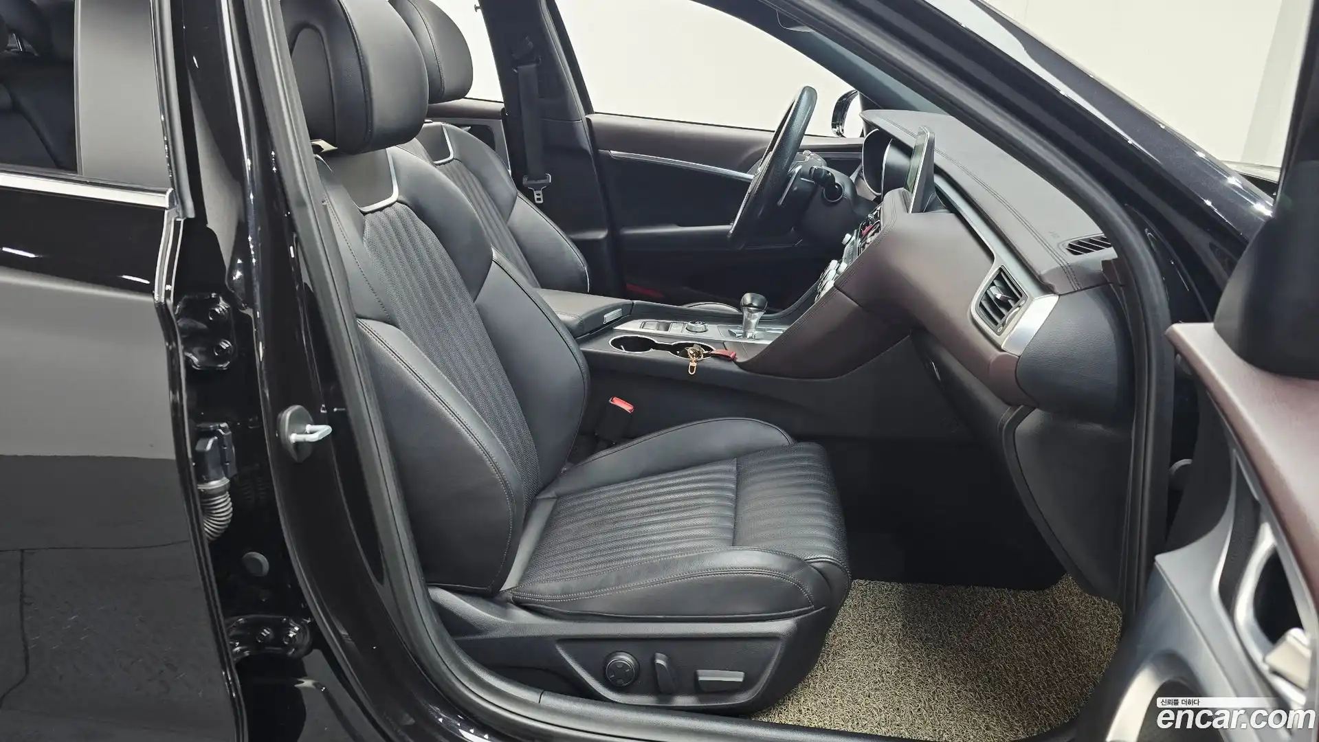 G70 Genesis 2018.7-INNER-036