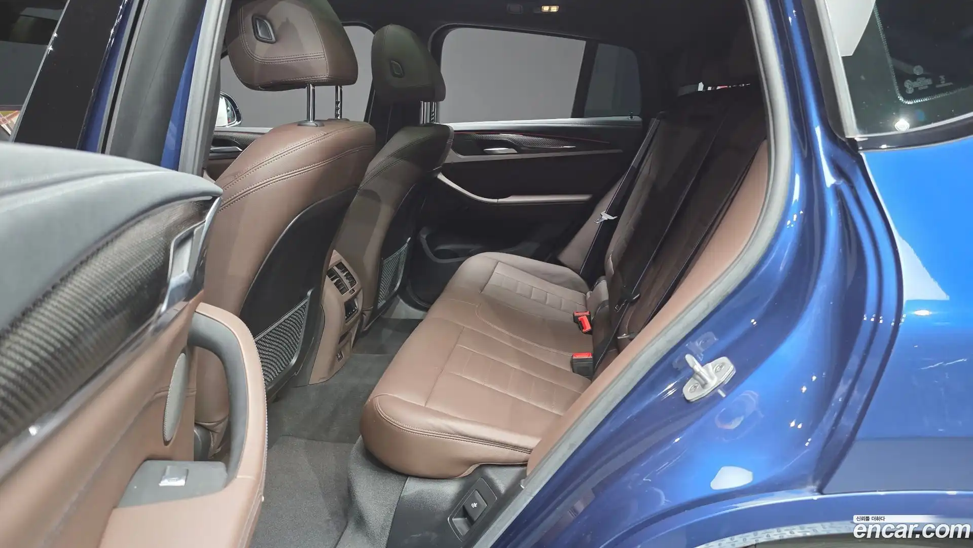 X4 BMW 2023.11-OPTION-016