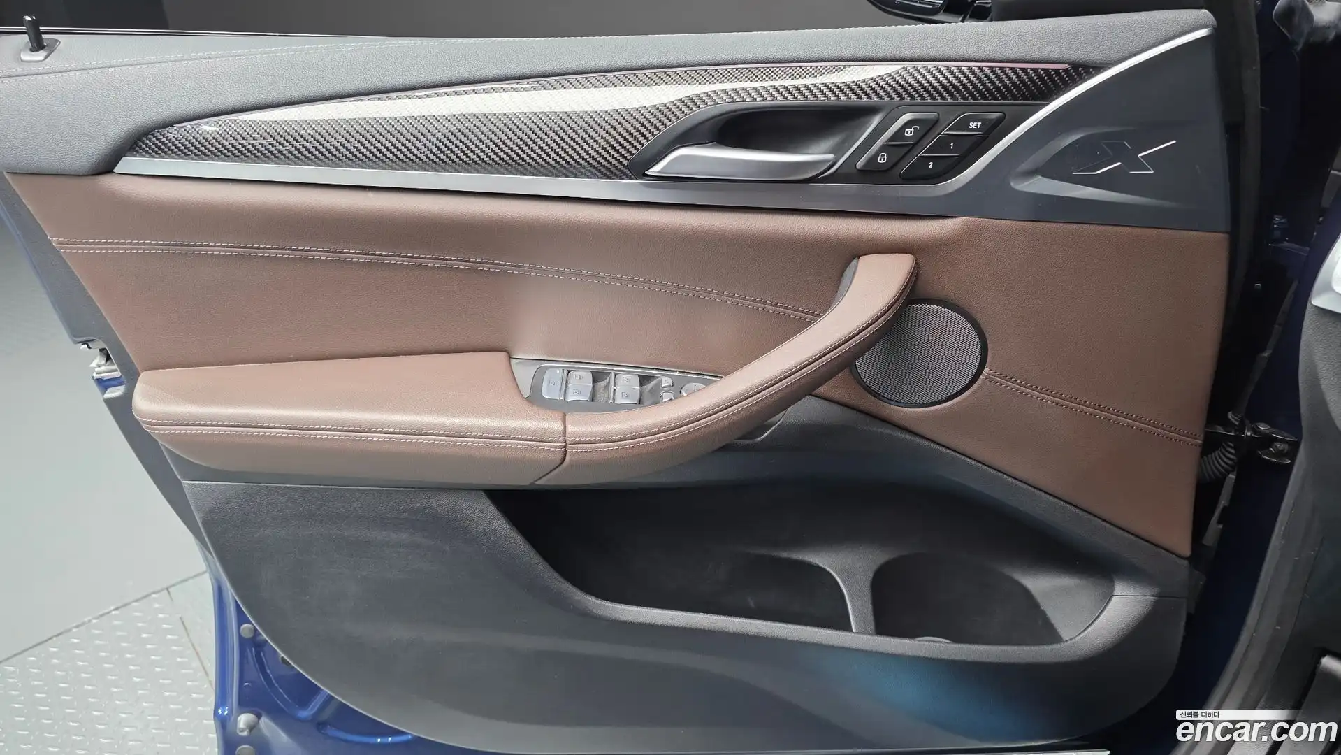X4 BMW 2023.11-INNER-034