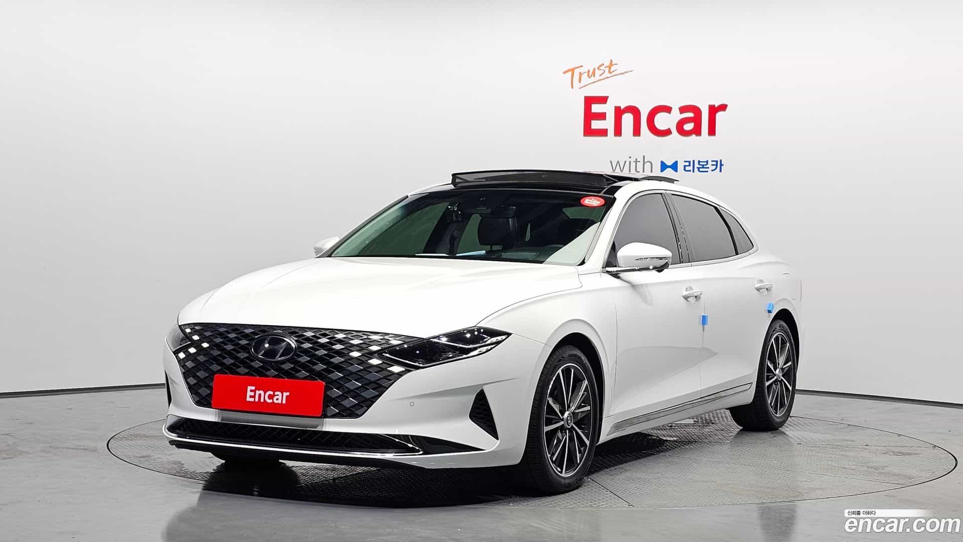 Grandeur Hyundai 2022.5-OUTER-001