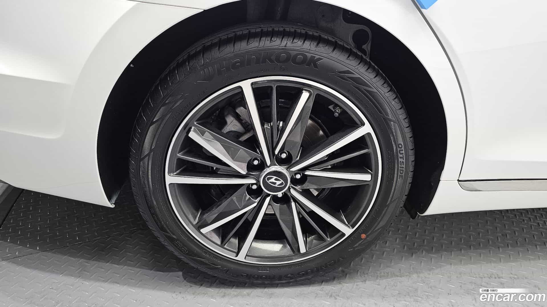 Grandeur Hyundai 2022.5-OUTER-005