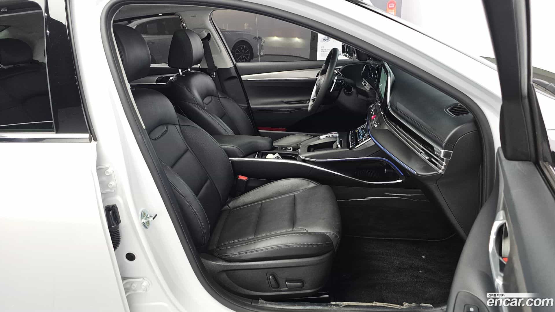Grandeur Hyundai 2022.5-INNER-010