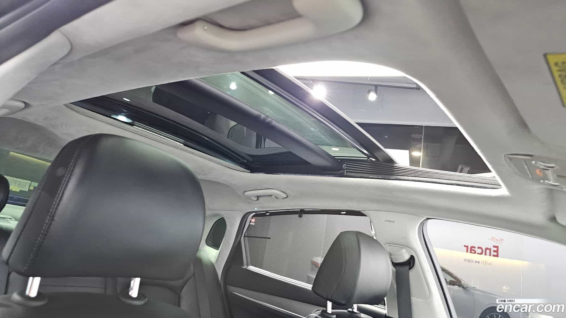 Grandeur Hyundai 2022.5-OPTION-022
