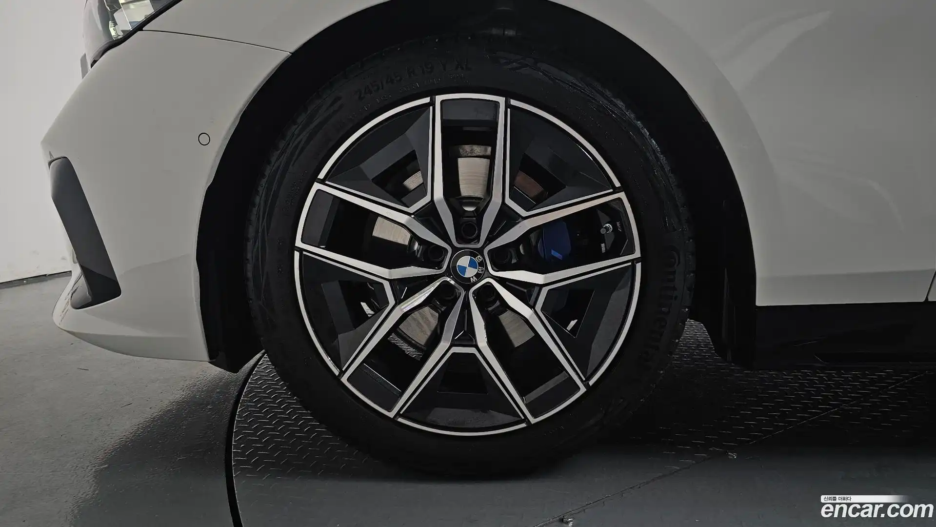 5-Series BMW 2024.2-OUTER-005