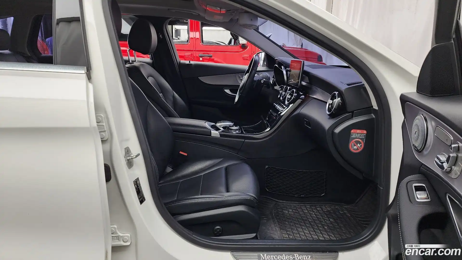 C-Class Mercedes-Benz 2016.4-OPTION-015