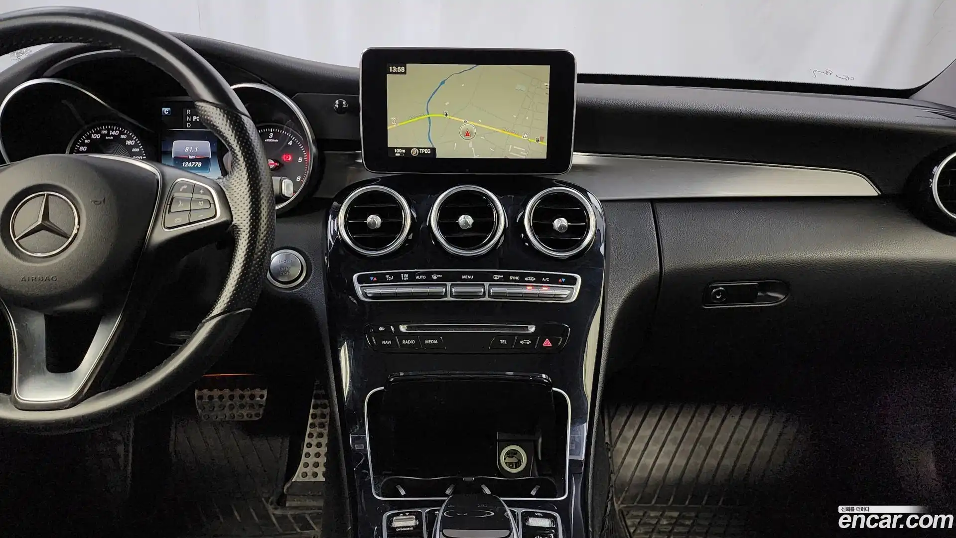 C-Class Mercedes-Benz 2016.4-OPTION-018