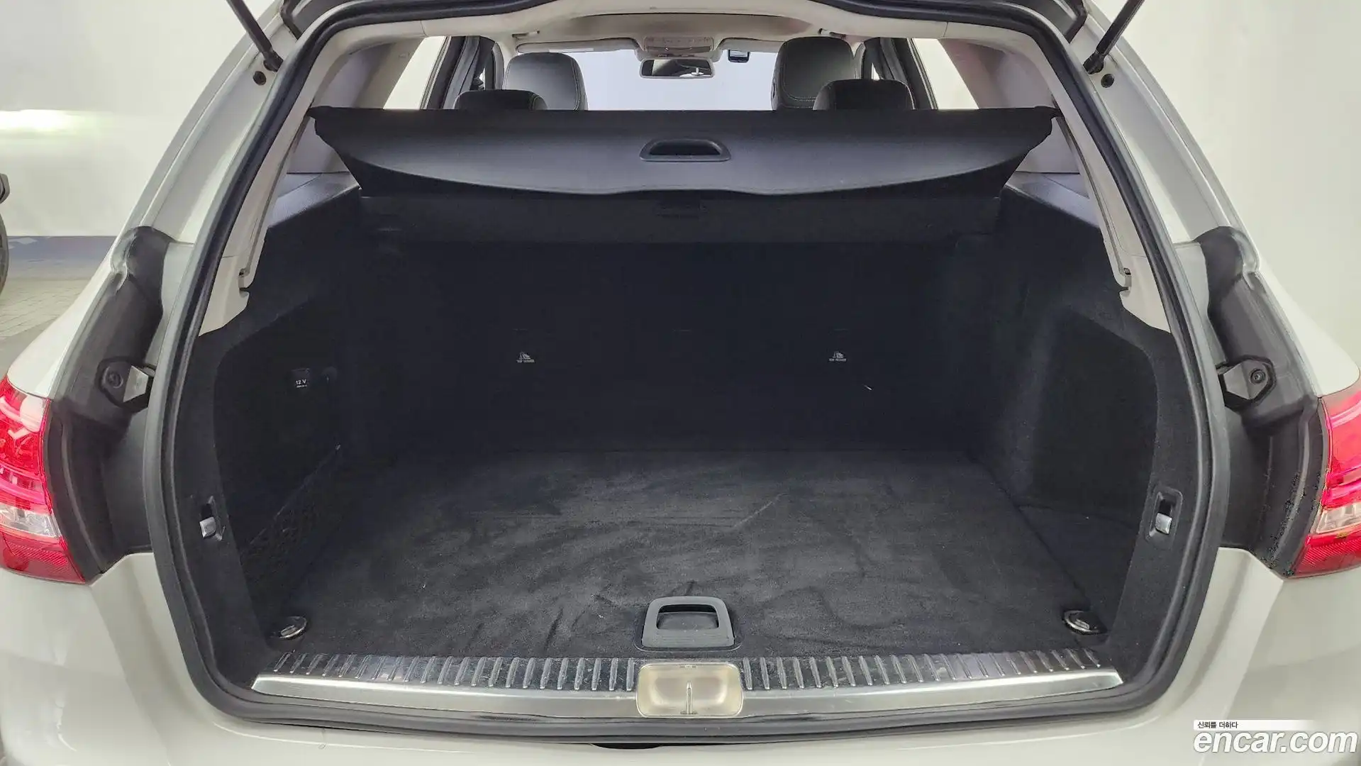 C-Class Mercedes-Benz 2016.4-OPTION-024