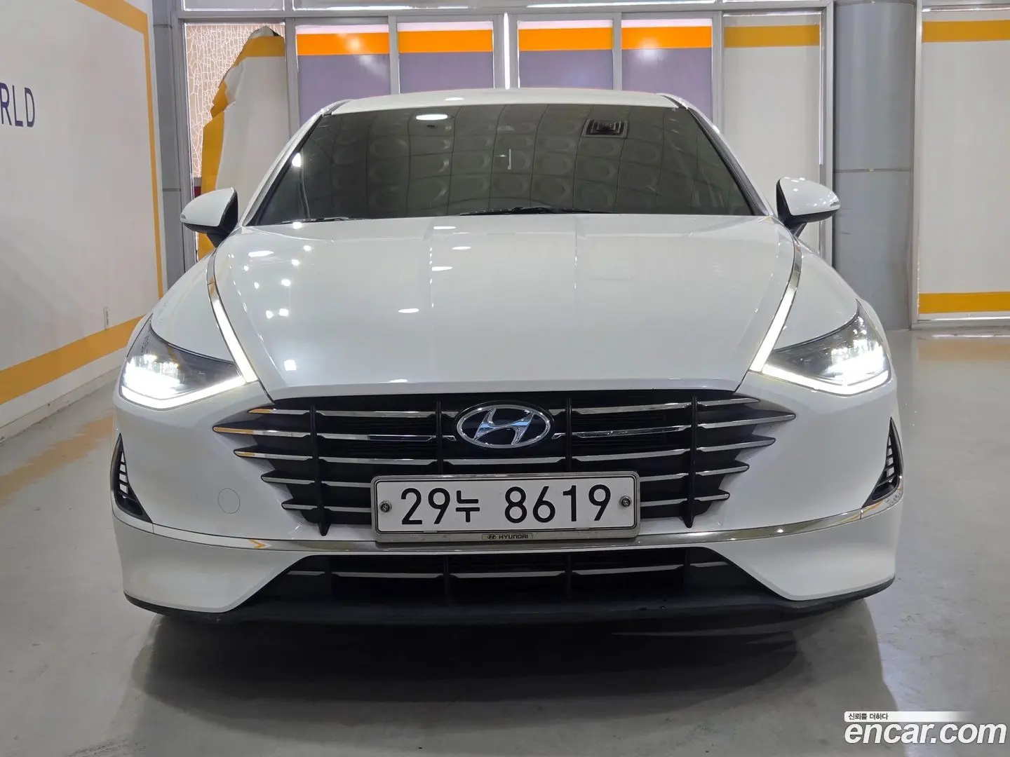 Main__Slider__Photo:Sonata Hyundai 2019.4-0