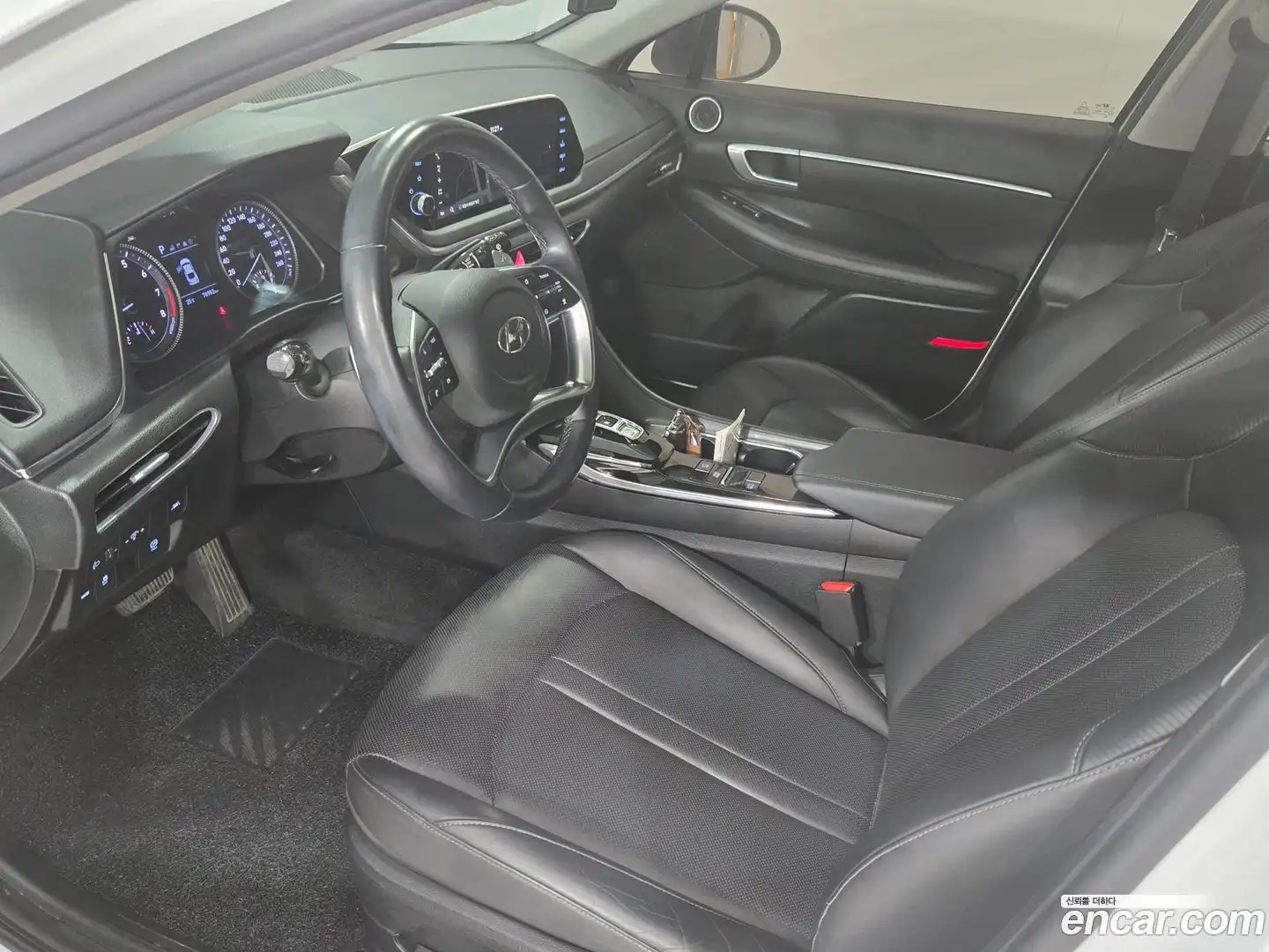 Sonata Hyundai 2019.4-OPTION-021