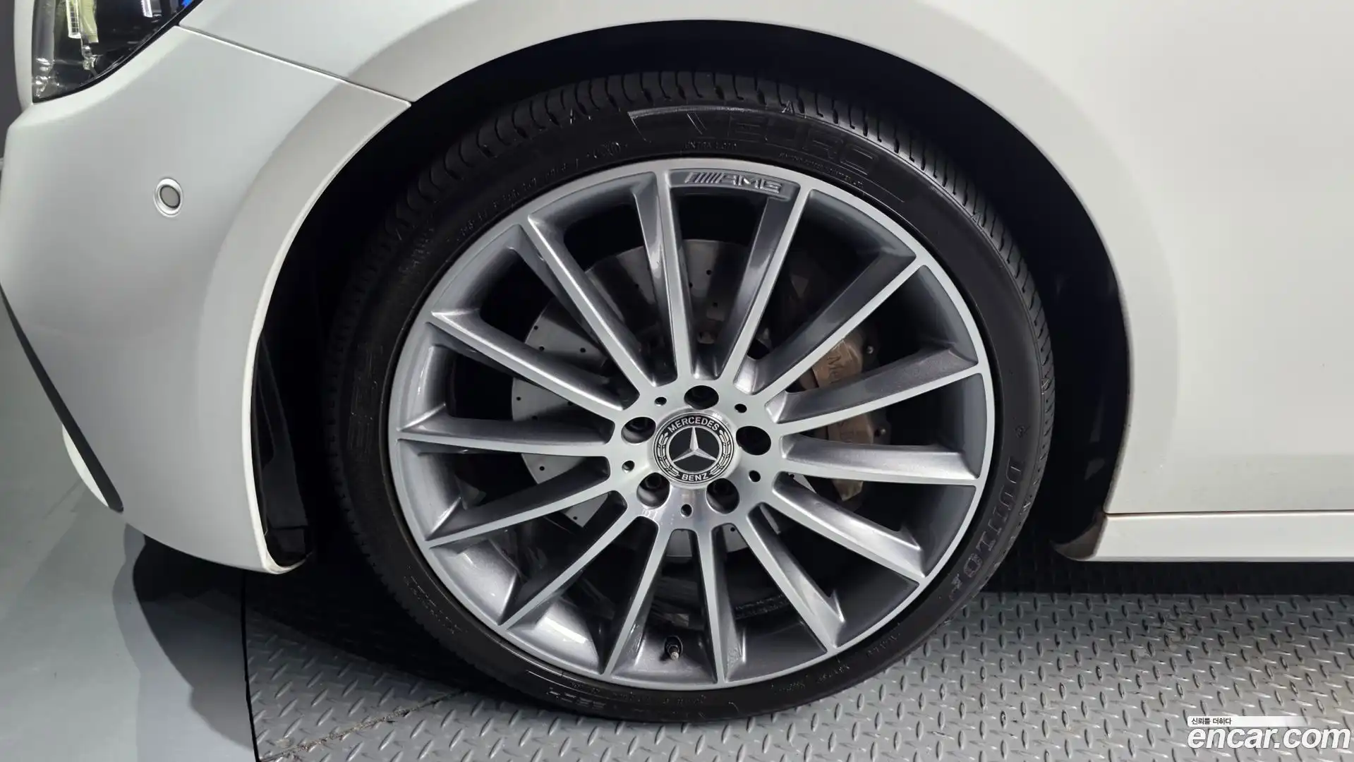 E-Class Mercedes-Benz 2022.5-OUTER-005